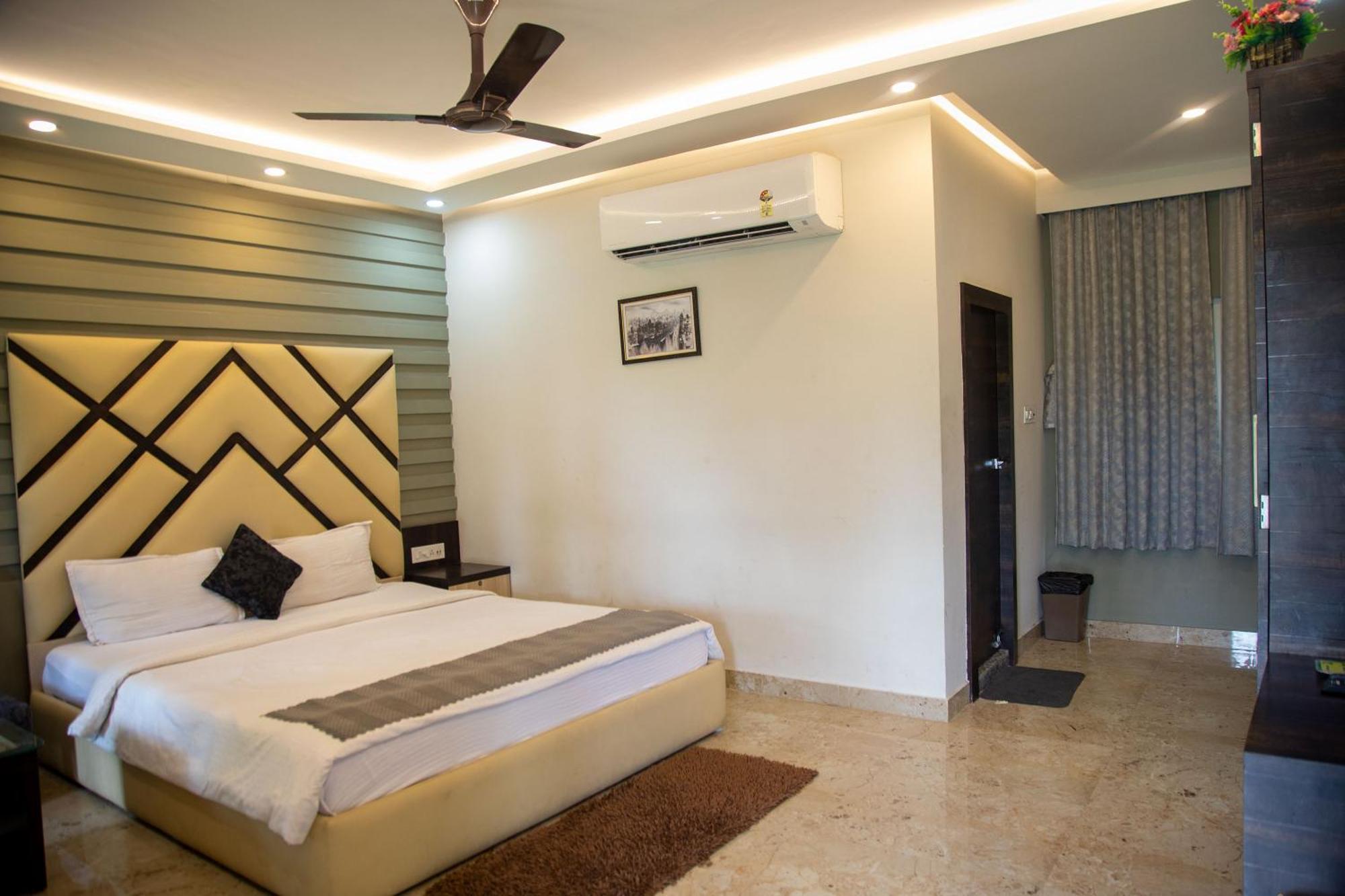 Banabithi Resort Bhangar Esterno foto
